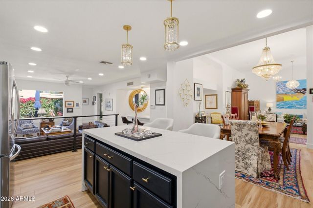 8212 E DEL CUARZO Drive, Scottsdale, AZ 85258