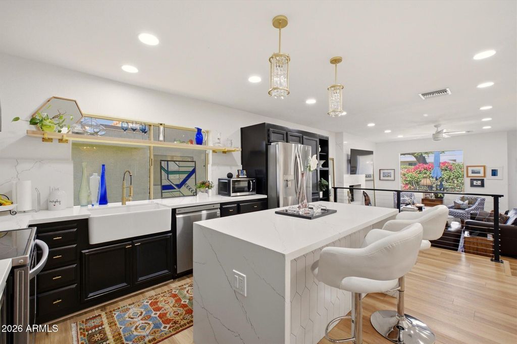 Image 13 of property listing at 8212 E DEL CUARZO Drive, Scottsdale, AZ 85258