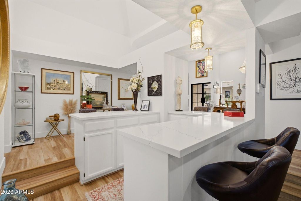 Image 16 of property listing at 8212 E DEL CUARZO Drive, Scottsdale, AZ 85258