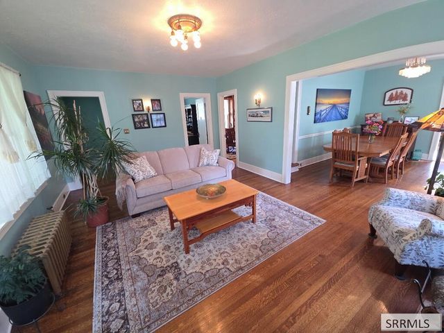 2015 St Clair Avenue, Idaho Falls, ID 83404