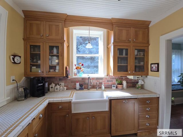 2015 St Clair Avenue, Idaho Falls, ID 83404