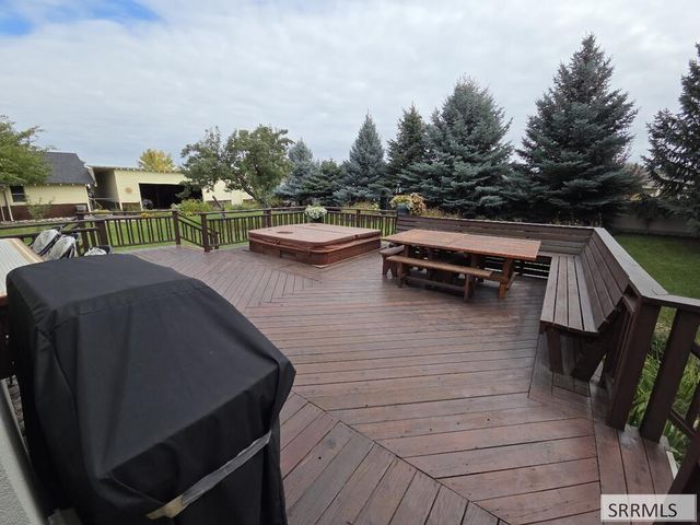 2015 St Clair Avenue, Idaho Falls, ID 83404