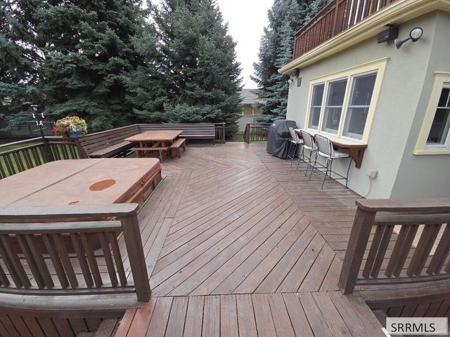 2015 St Clair Avenue, Idaho Falls, ID 83404