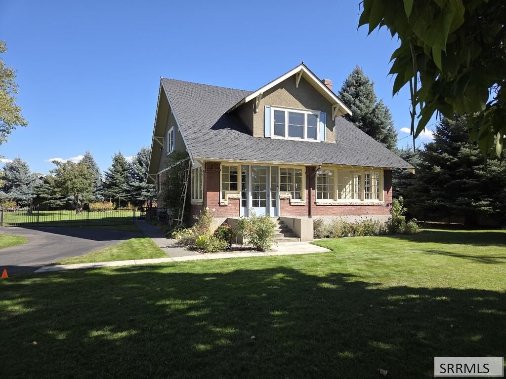2015 St Clair Avenue, Idaho Falls, ID 83404