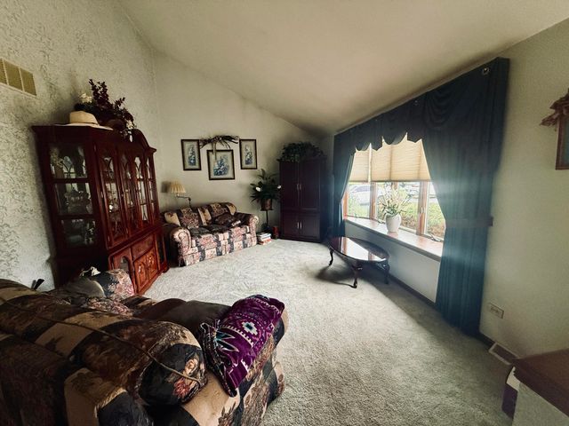 1401 Capri Lane, Dyer, IN 46311