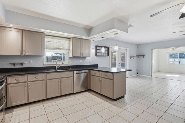 2499 LAKE VIEW BOULEVARD, Port Charlotte, FL 33948