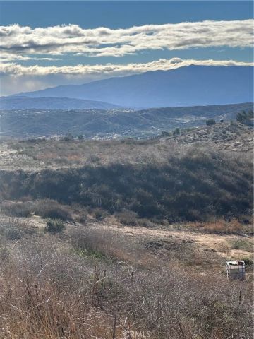 12 Alexander, Hemet, CA 92544