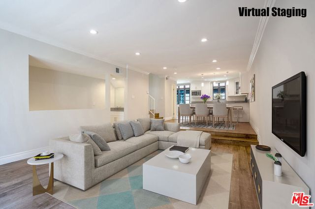 4368 W 8th Street 17, Los Angeles, CA 90005