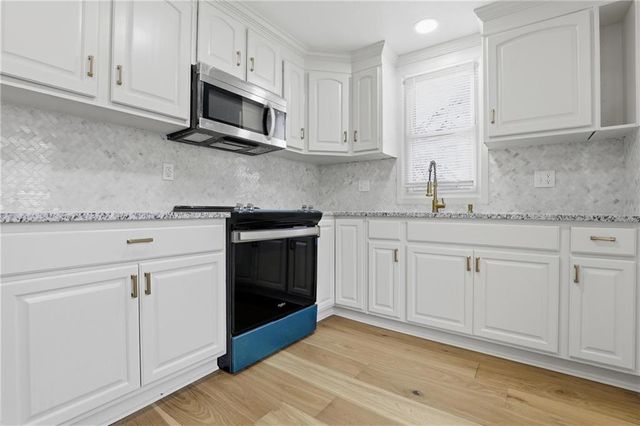 3505 Garner Avenue, Kansas City, MO 64124