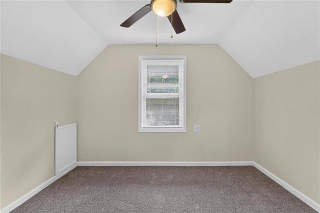 433 OAKLEY Avenue, Kansas City, MO 64123