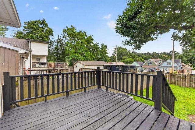 433 OAKLEY Avenue, Kansas City, MO 64123
