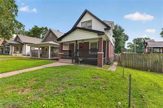 433 OAKLEY Avenue, Kansas City, MO 64123