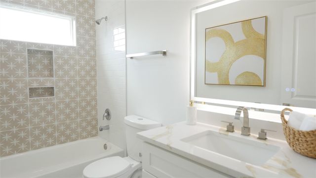 7805 Avenue E, Houston, TX 77012