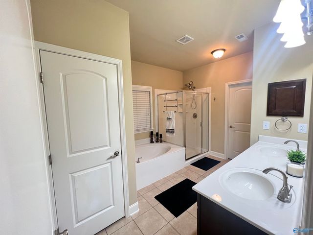 114 Rushing Brook Drive, Madison, AL 35756