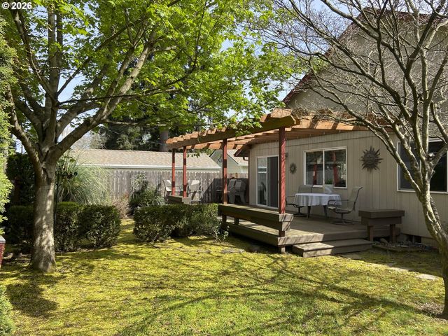 3406 P St, Vancouver, WA 98663