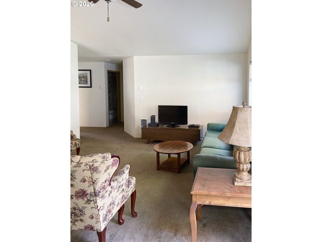 3406 P St, Vancouver, WA 98663