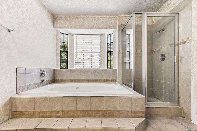 8815 Silent Strm, San Antonio, TX 78250