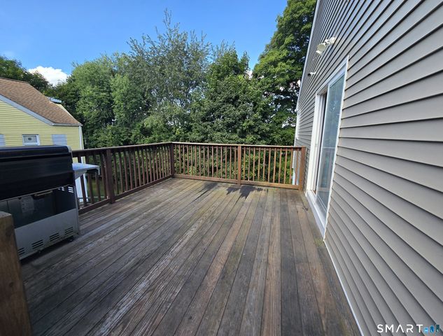 9 Lakeview Avenue, Shelton, CT 06484
