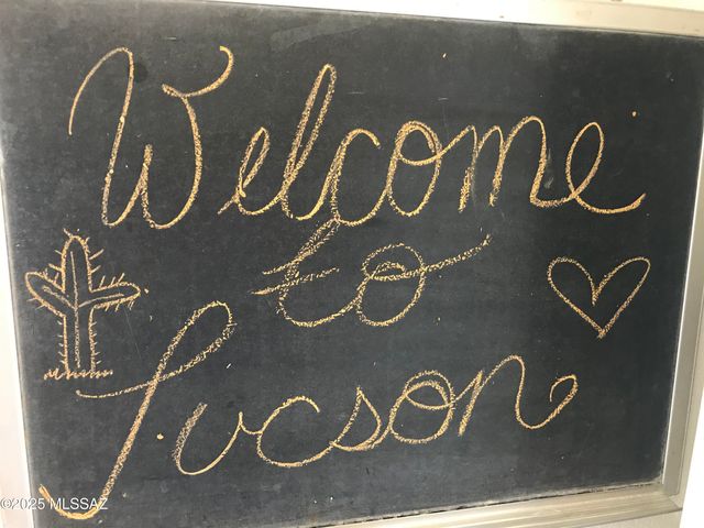 6655 N Canyon Crest Dr Unit 4222, Tucson, AZ 85750