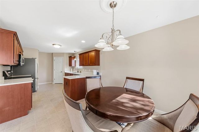 112 Savannah Terrace, Wentzville, MO 63385