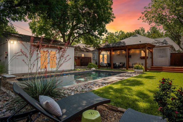 5621 Mccommas Boulevard, Dallas, TX 75206