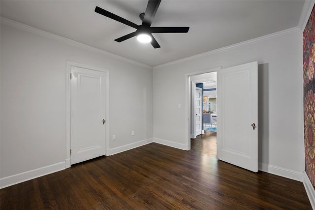 5621 Mccommas Boulevard, Dallas, TX 75206