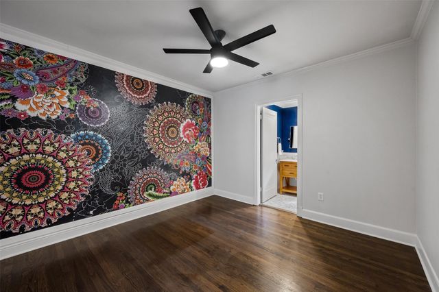 5621 Mccommas Boulevard, Dallas, TX 75206