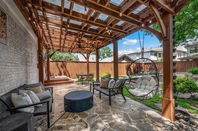 5621 Mccommas Boulevard, Dallas, TX 75206