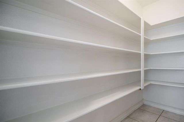 6010 Serrano Terrace Lane, Houston, TX 77041