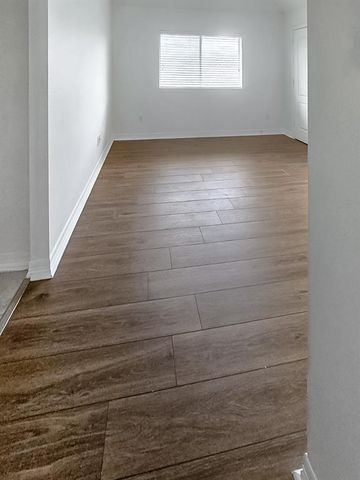 6010 Serrano Terrace Lane, Houston, TX 77041