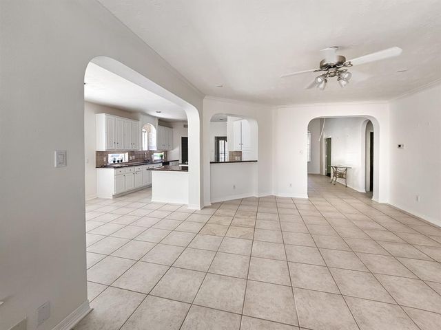 6010 Serrano Terrace Lane, Houston, TX 77041