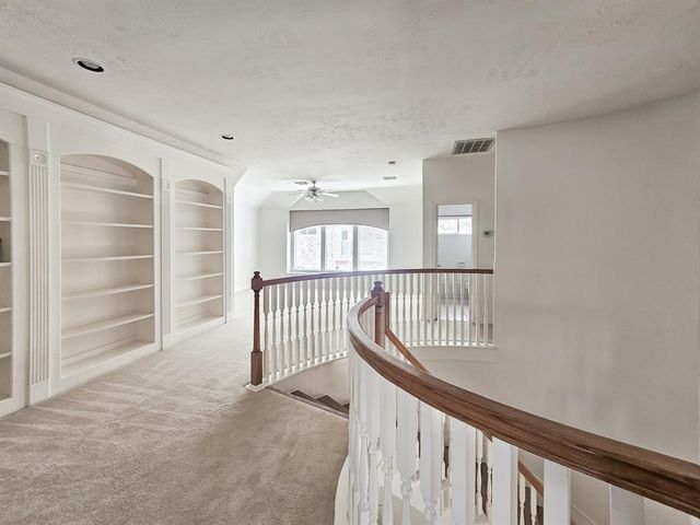 6010 Serrano Terrace Lane, Houston, TX 77041