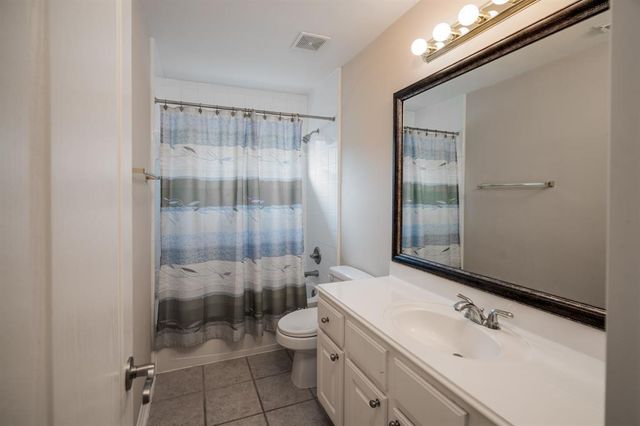 6010 Serrano Terrace Lane, Houston, TX 77041