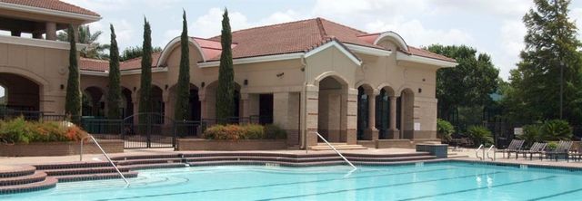 6010 Serrano Terrace Lane, Houston, TX 77041