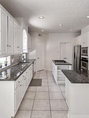 6010 Serrano Terrace Lane, Houston, TX 77041