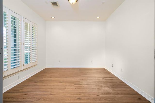 6010 Serrano Terrace Lane, Houston, TX 77041