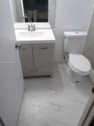6016 NW 116th Place 404, Doral, FL 33178