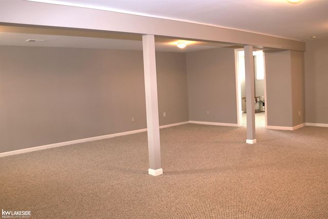 6589 Copper Creek Drive, Washington Twp, MI 48094
