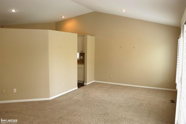 6589 Copper Creek Drive, Washington Twp, MI 48094