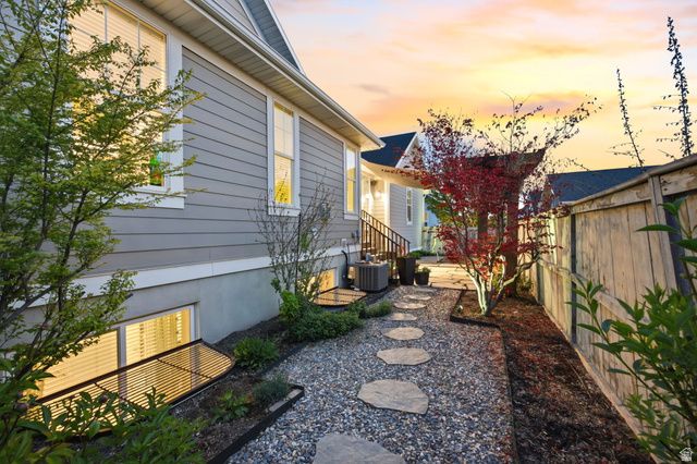 311 APPLE LEAF AVE, Kaysville, UT 84037