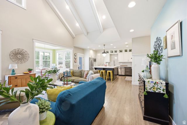 311 APPLE LEAF AVE, Kaysville, UT 84037
