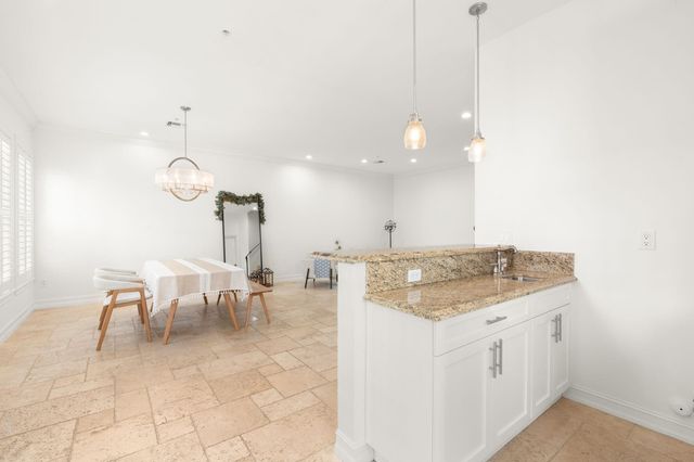 2614 NE 14th Street, Fort Lauderdale, FL 33304