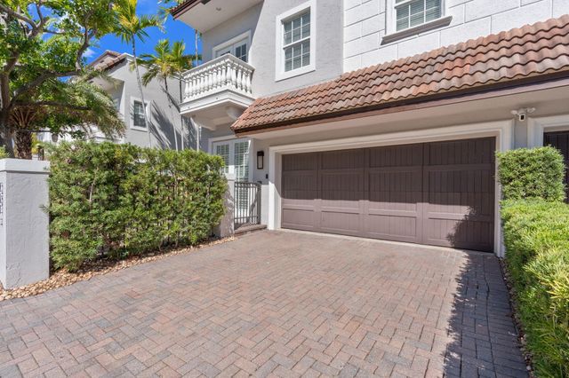 2614 NE 14th Street, Fort Lauderdale, FL 33304