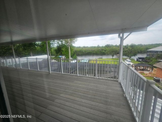 435 LAKE ASBURY Drive, Green Cove Springs, FL 32043