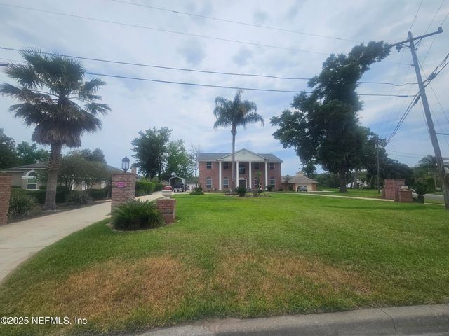 435 LAKE ASBURY Drive, Green Cove Springs, FL 32043