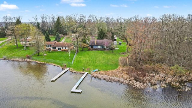 28573 Maystead Road, Burr Oak Twp, MI 49091