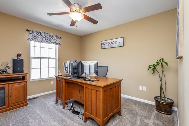 2805 PARKER ST, Columbia, MO 65202