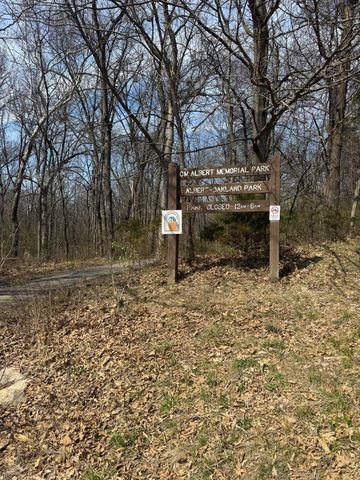 2805 PARKER ST, Columbia, MO 65202