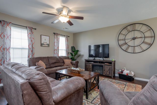 2805 PARKER ST, Columbia, MO 65202