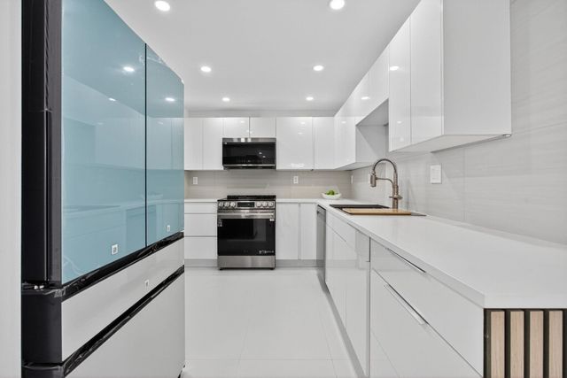 525 N Ocean Boulevard 422, Pompano Beach, FL 33062